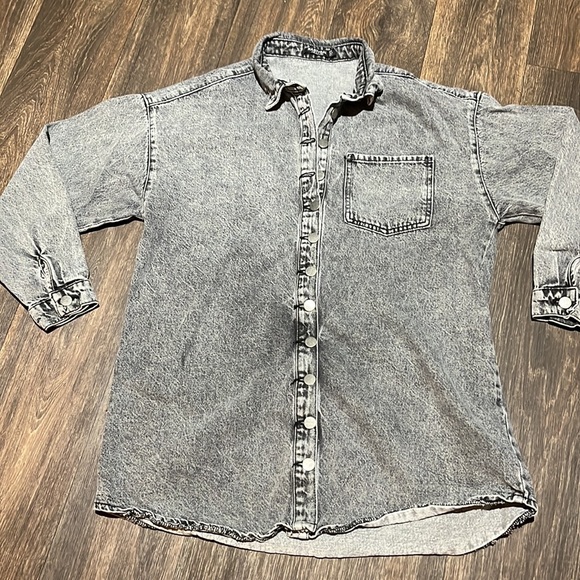 Nasty Gal Oversized Jean Jacket - Picture 3 of 3